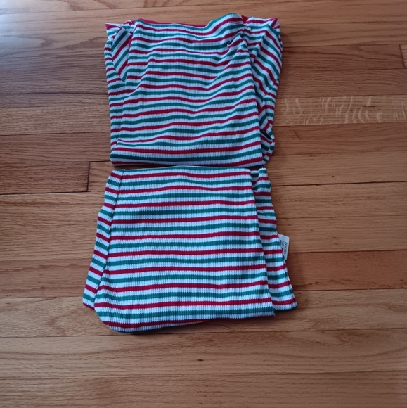 Pajamas set - Picture 2 of 5